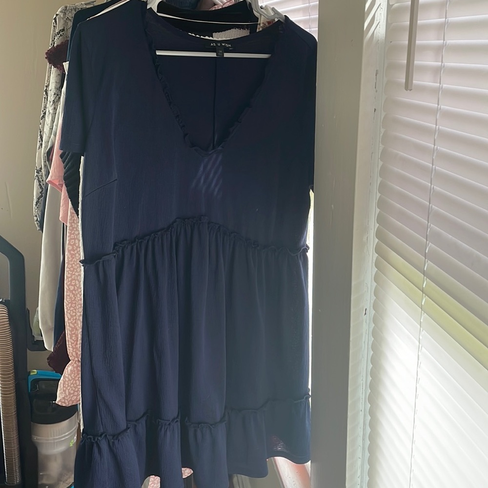 Super cute dress!